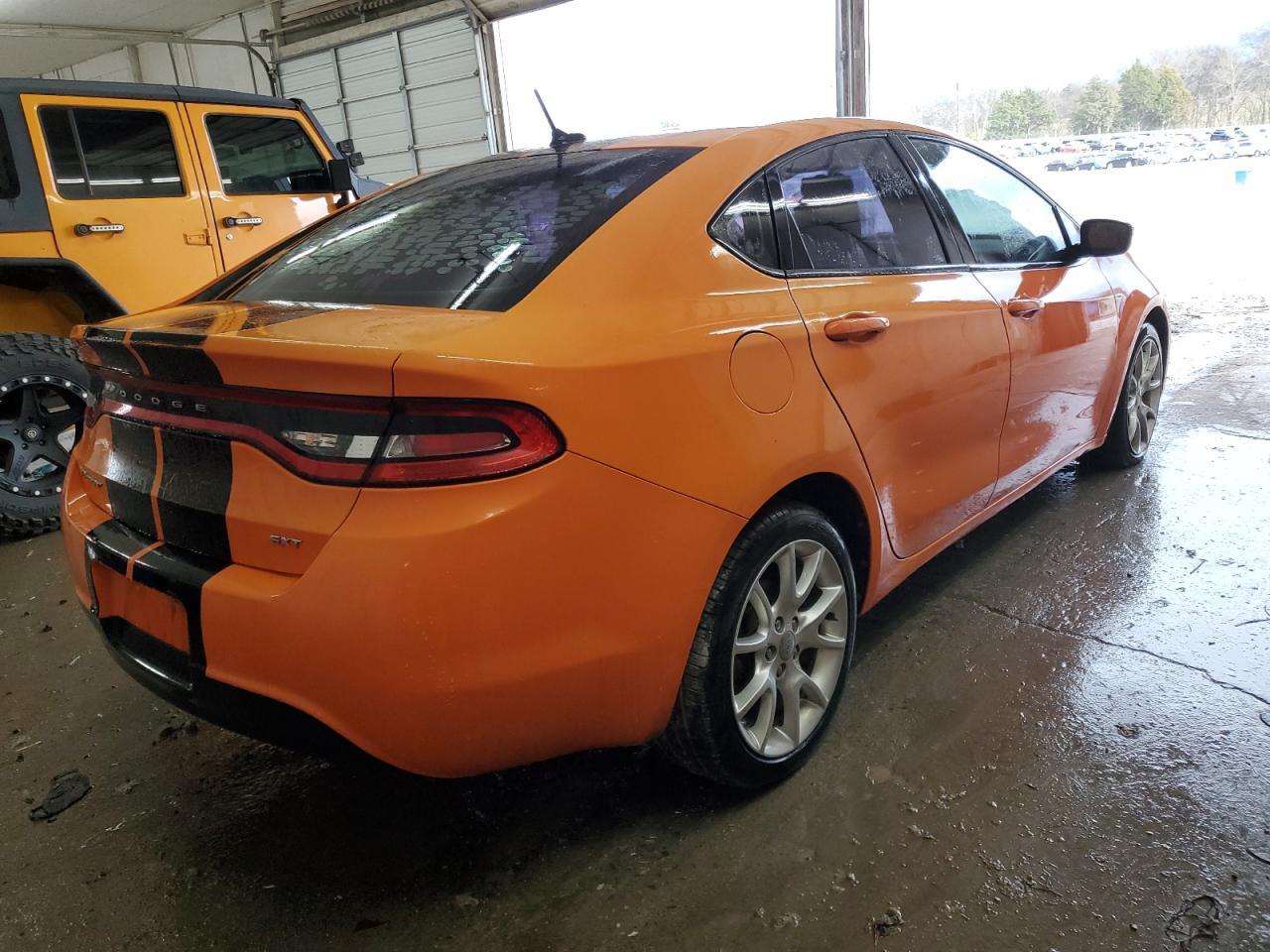 2013 DODGE DART SXT - Фото 3