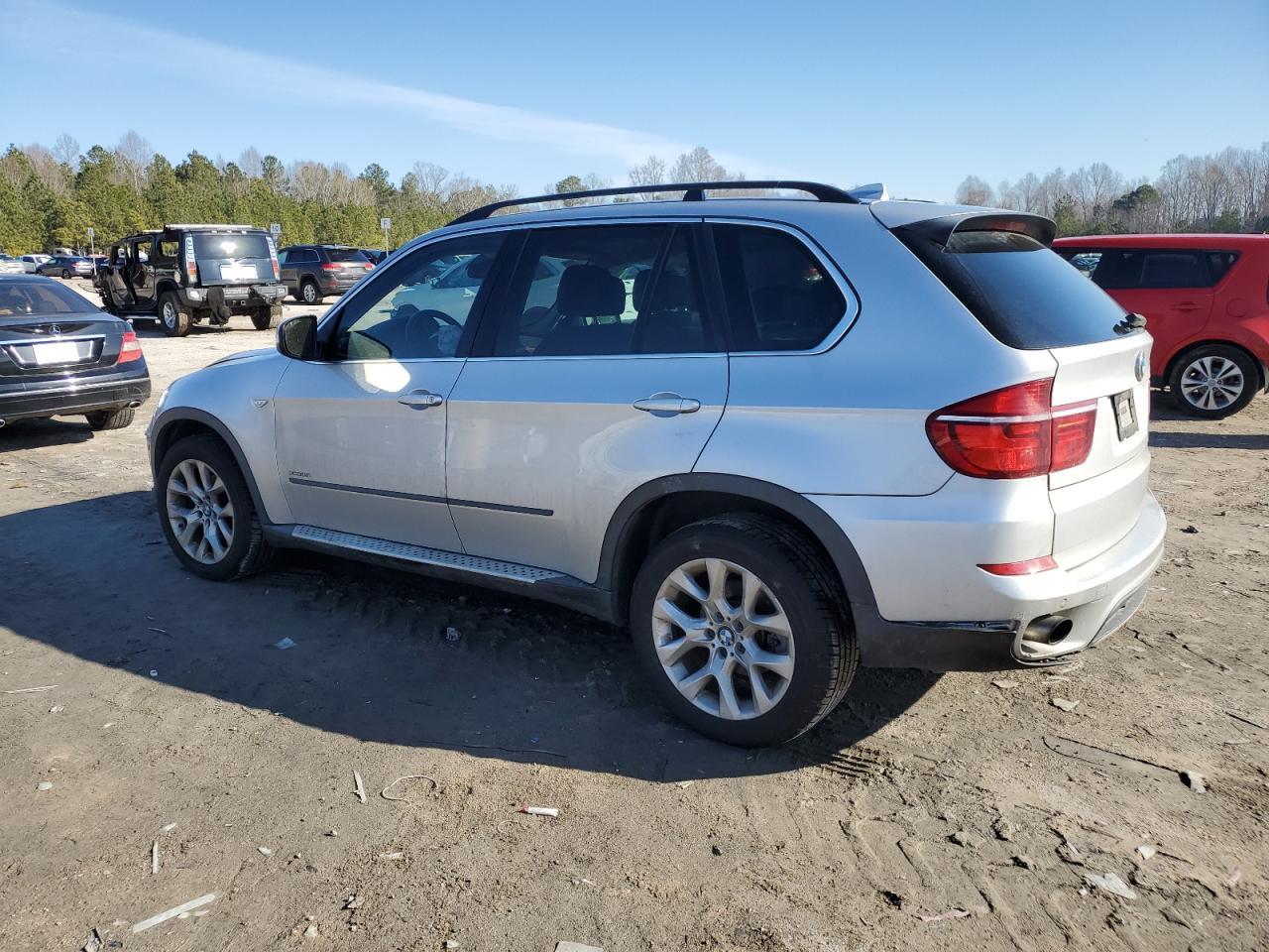 2013 BMW X5 XDRIVE3 - Фото 2