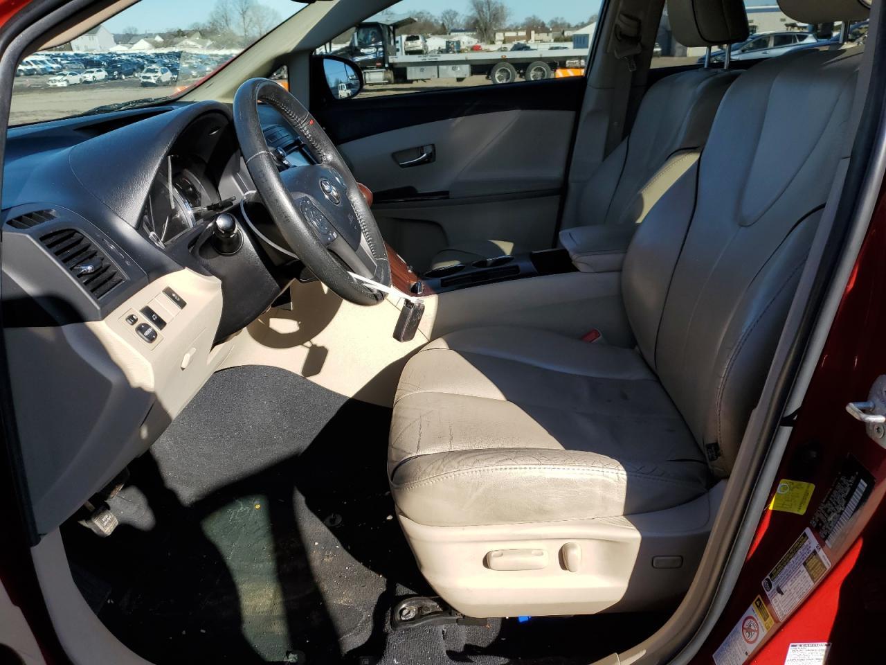 2013 TOYOTA VENZA LE - Фото 7