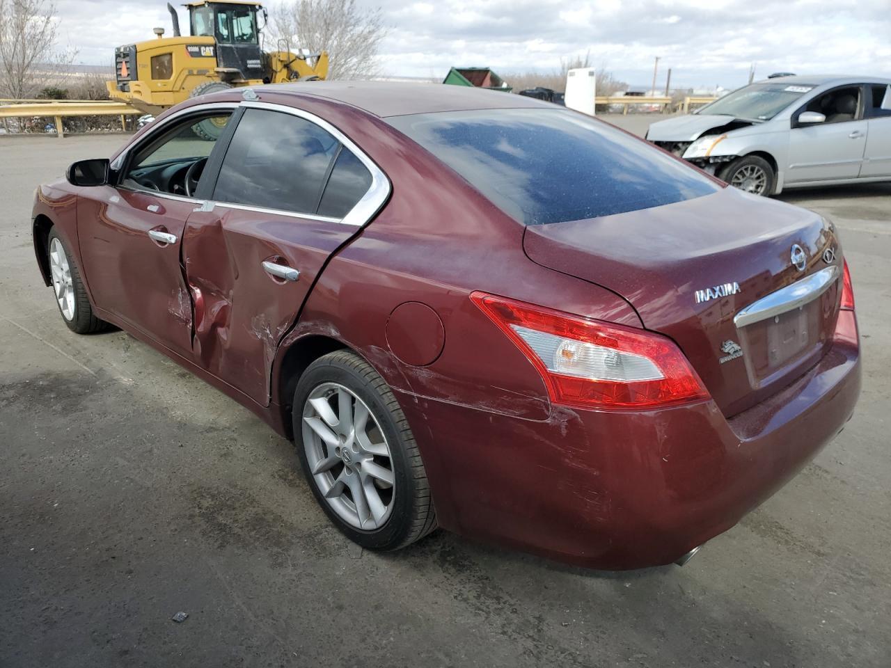 2011 NISSAN MAXIMA S - Image 2