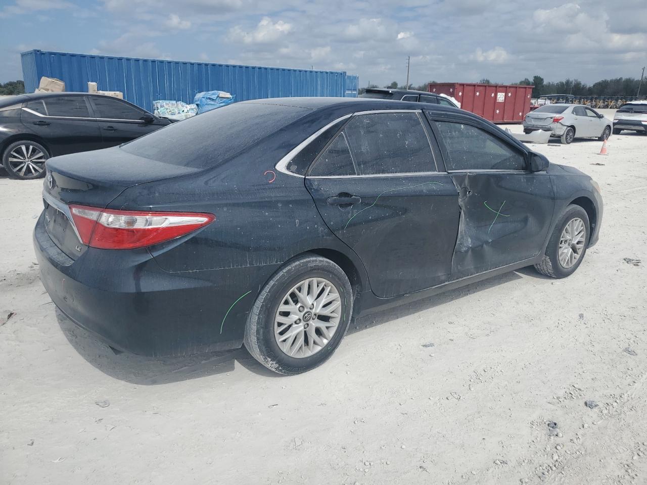 2017 TOYOTA CAMRY LE - Image 3