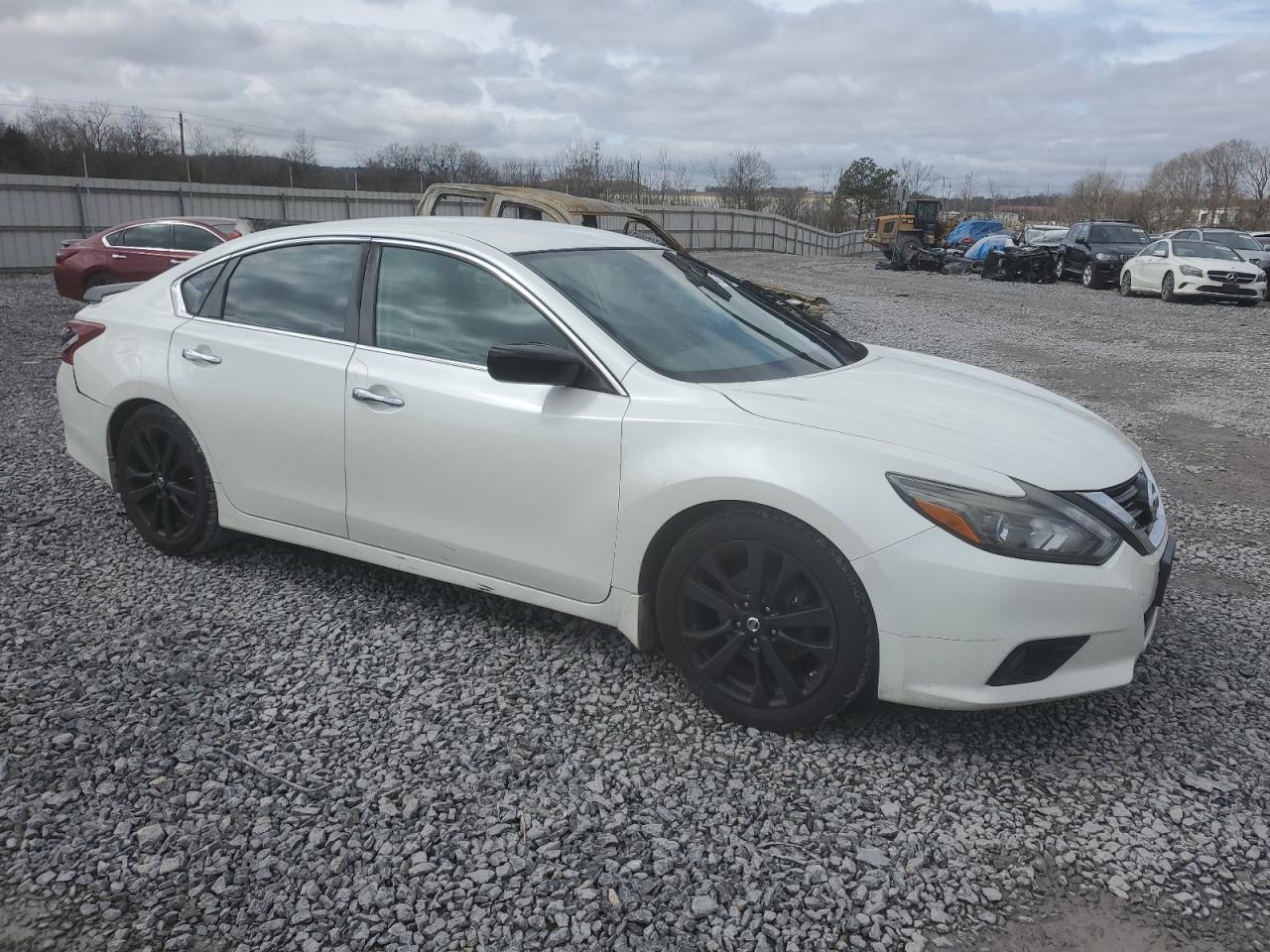 2017 NISSAN ALTIMA 2.5 - Фото 4