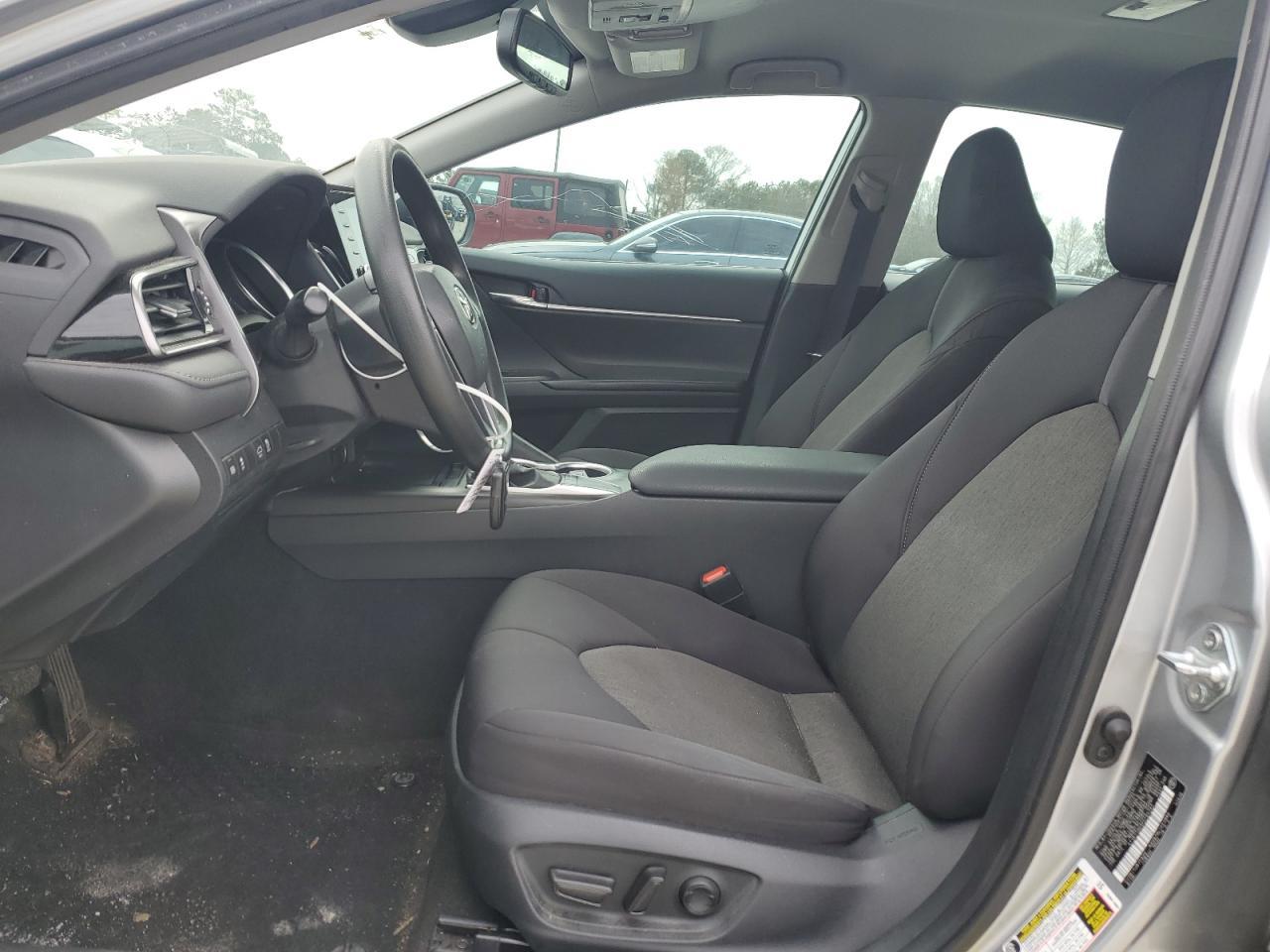 2023 TOYOTA CAMRY LE - Фото 7