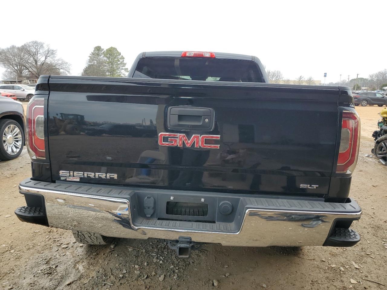 2018 GMC SIERRA K15 - Image 6