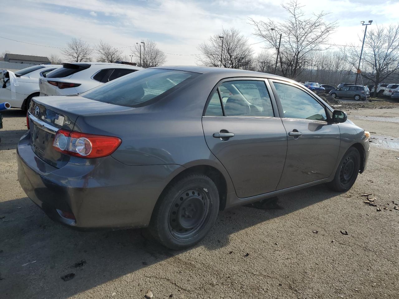 2013 TOYOTA COROLLA BA - Фото 3