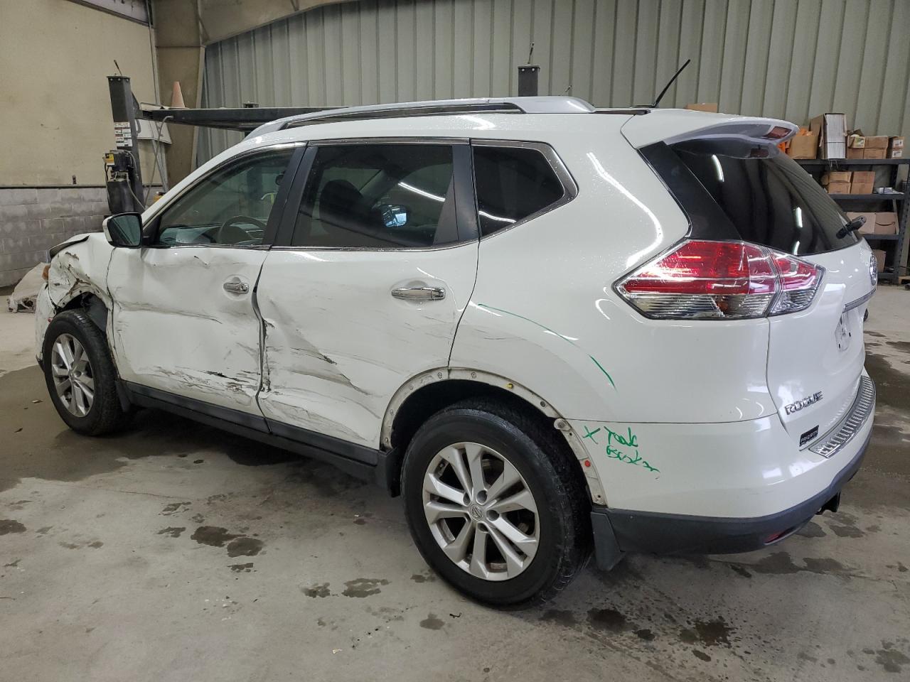 2014 NISSAN ROGUE S - Image 2