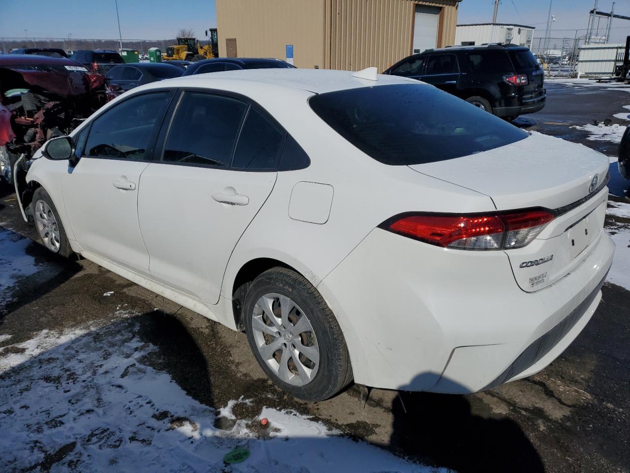 2020 TOYOTA COROLLA LE - Image 2