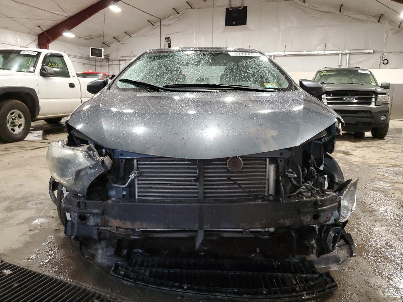 2014 TOYOTA COROLLA L - Фото 5