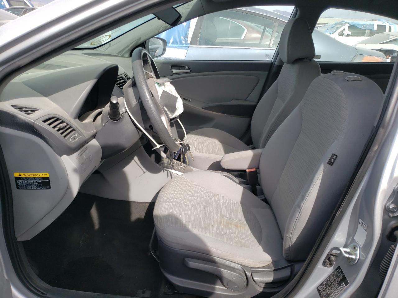 2016 HYUNDAI ACCENT SE - Фото 7