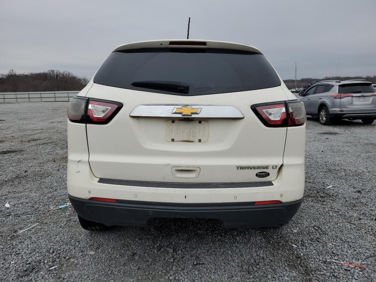 2015 CHEVROLET TRAVERSE L - Фото 6