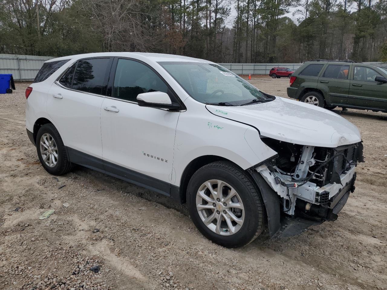 2019 CHEVROLET EQUINOX LT - Image 4