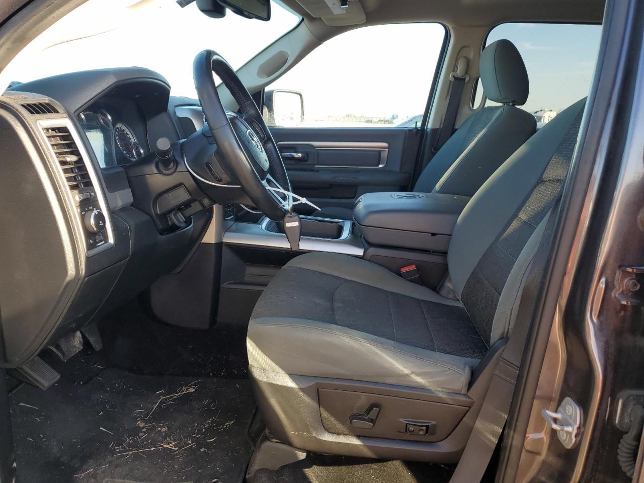 2015 RAM 1500 SLT - Image 7