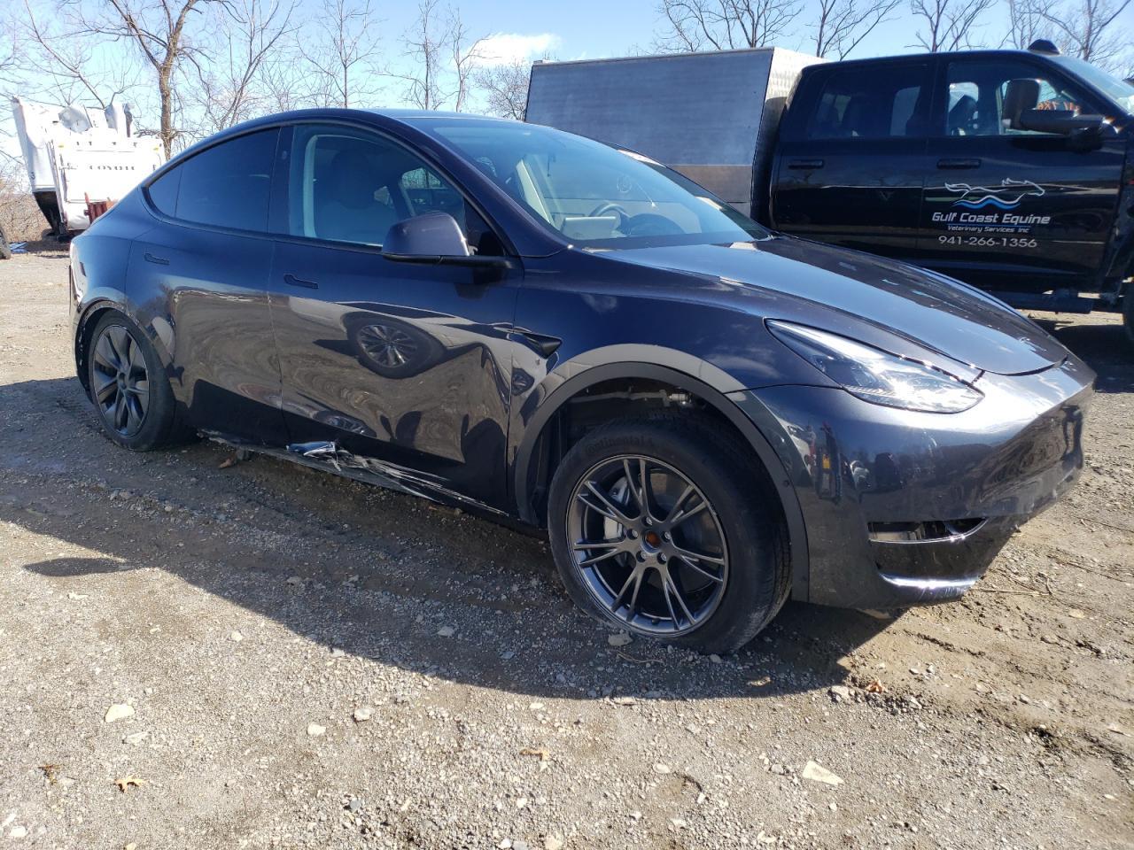 2024 TESLA MODEL Y - Image 4