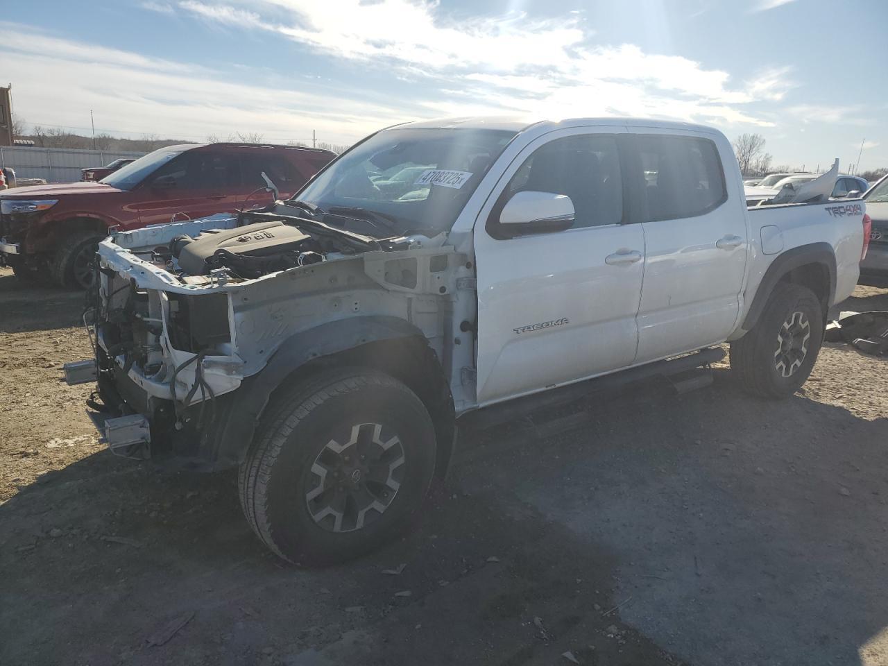 2018 TOYOTA TACOMA DOU
