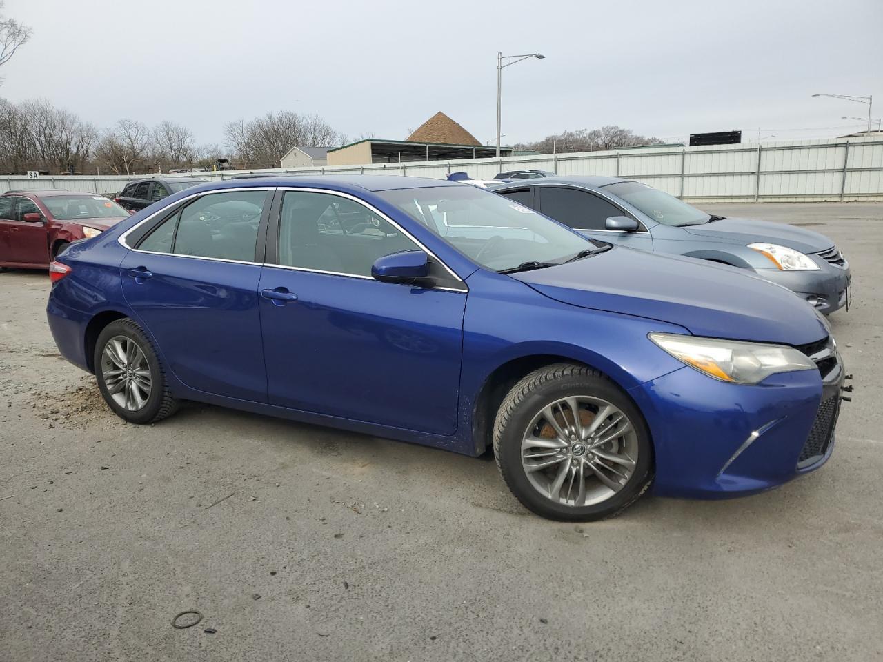 2015 TOYOTA CAMRY LE - Фото 4