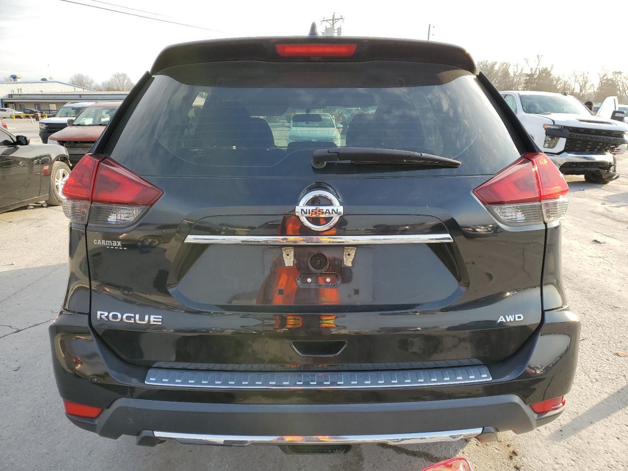 2018 NISSAN ROGUE S - Image 6