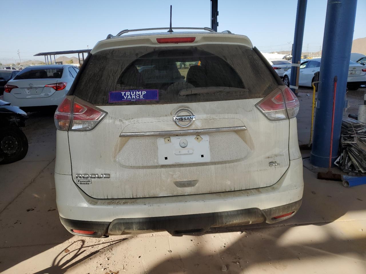 2015 NISSAN ROGUE S - Image 6