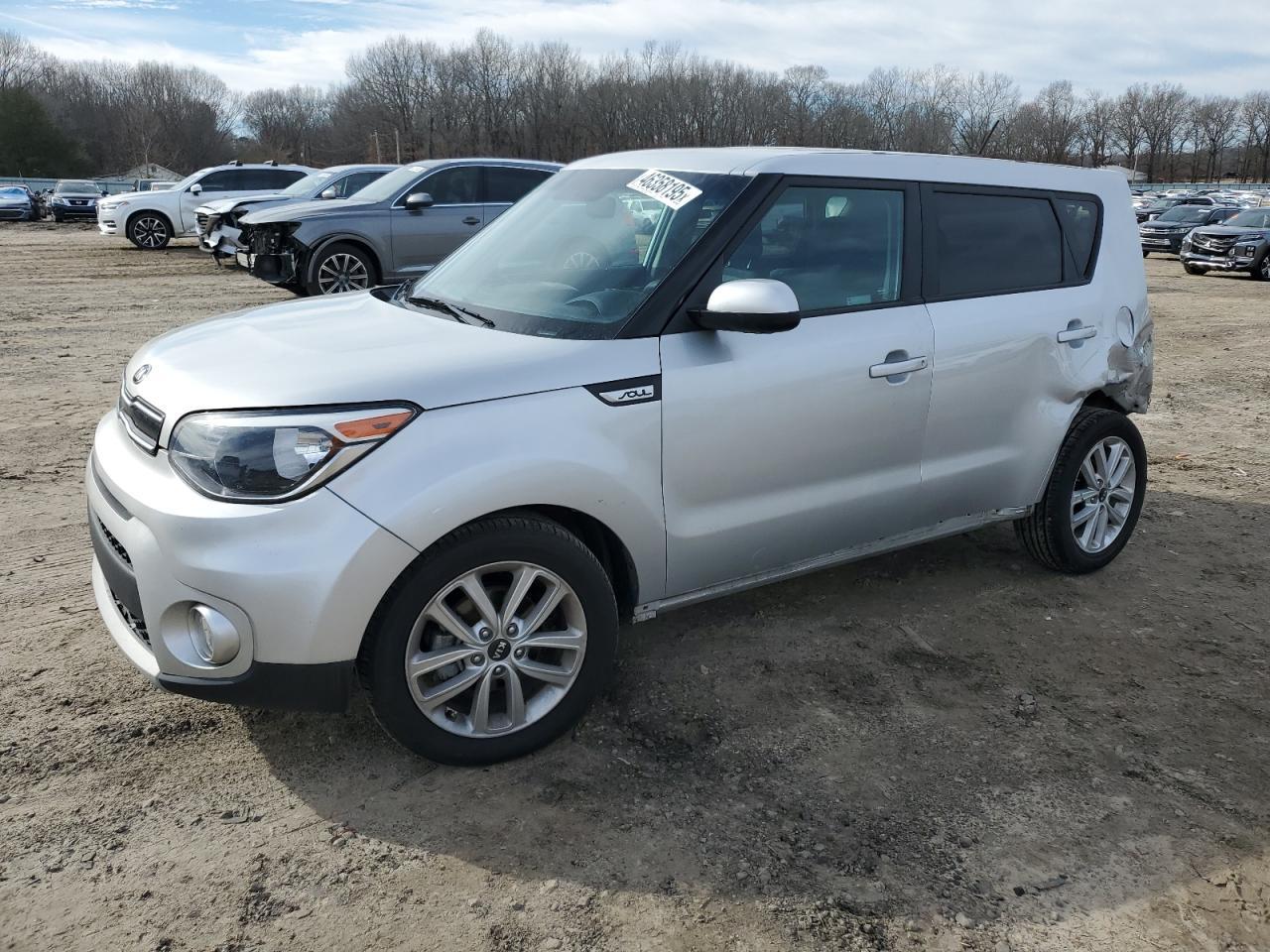 2019 KIA SOUL +