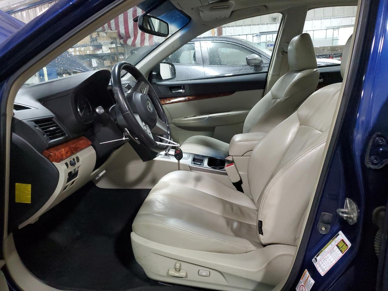 2011 SUBARU LEGACY 2.5 - Image 7