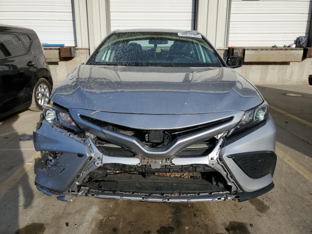 2021 TOYOTA CAMRY SE - Фото 5