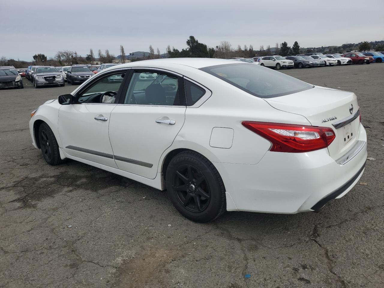 2016 NISSAN ALTIMA 2.5 - Image 2