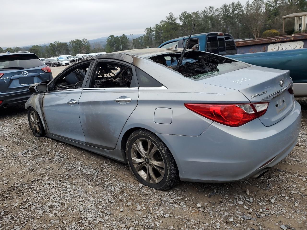 2011 HYUNDAI SONATA SE - Image 2
