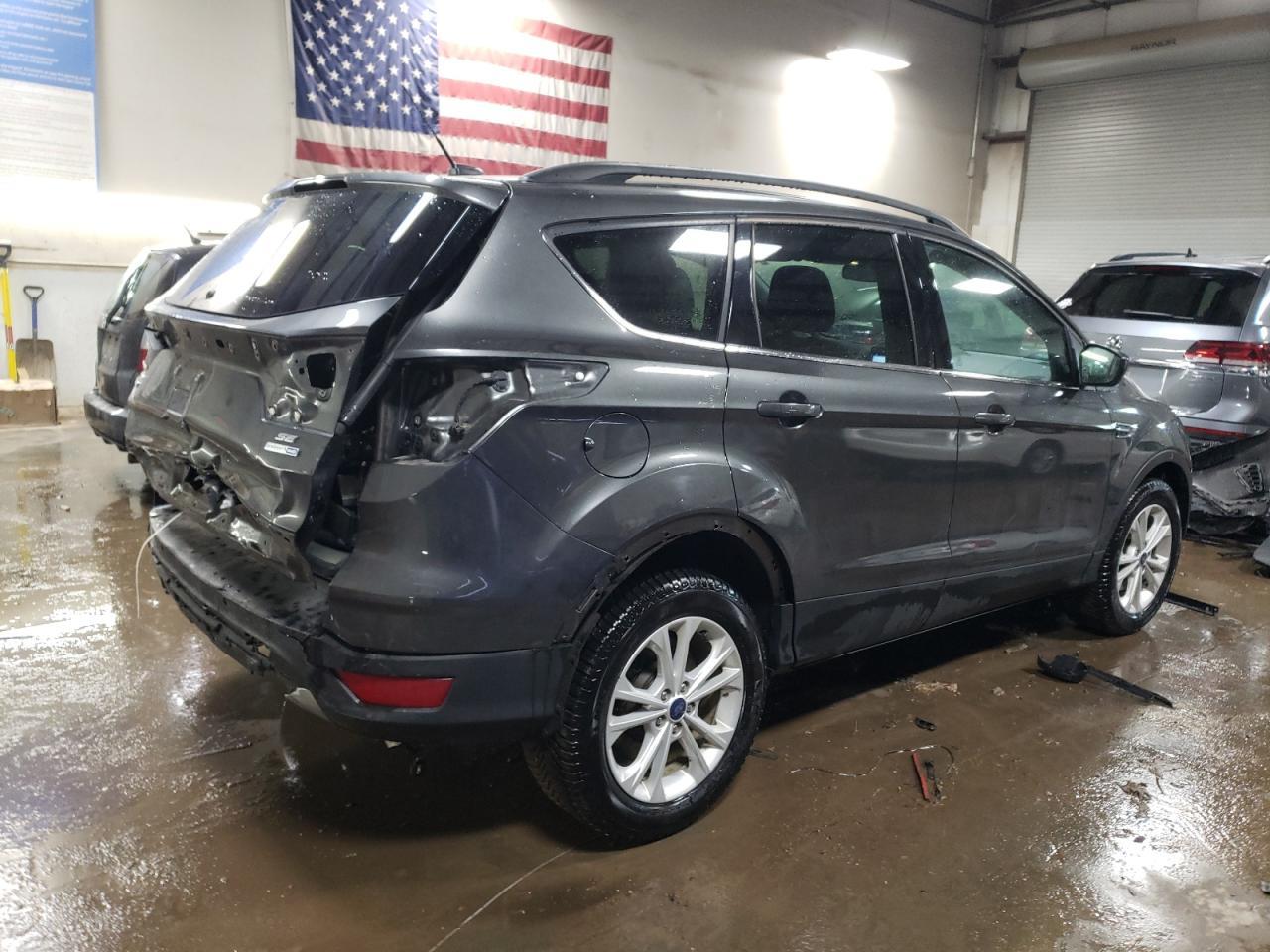 2017 FORD ESCAPE SE - Image 3