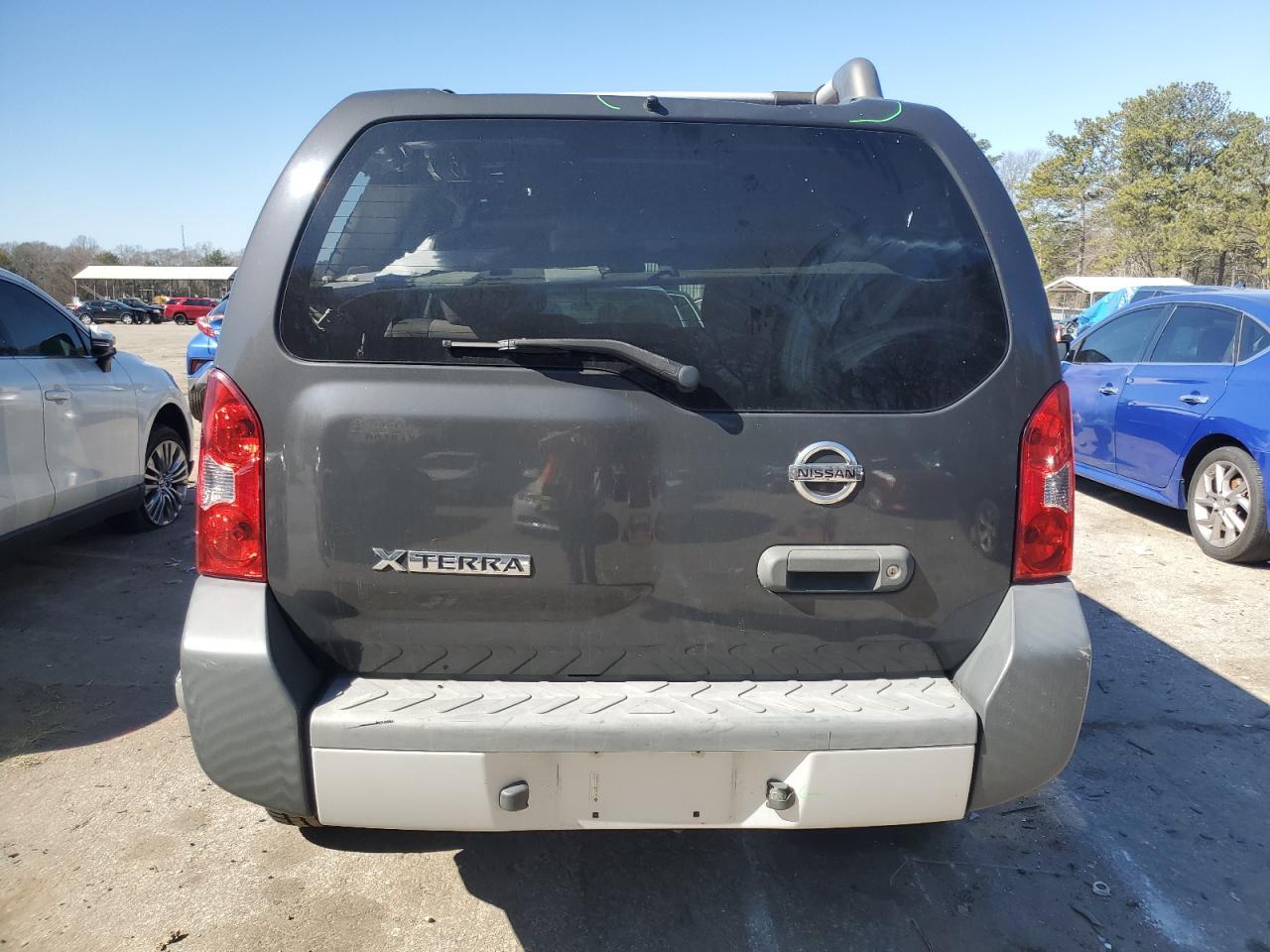 2015 NISSAN XTERRA X - Image 6