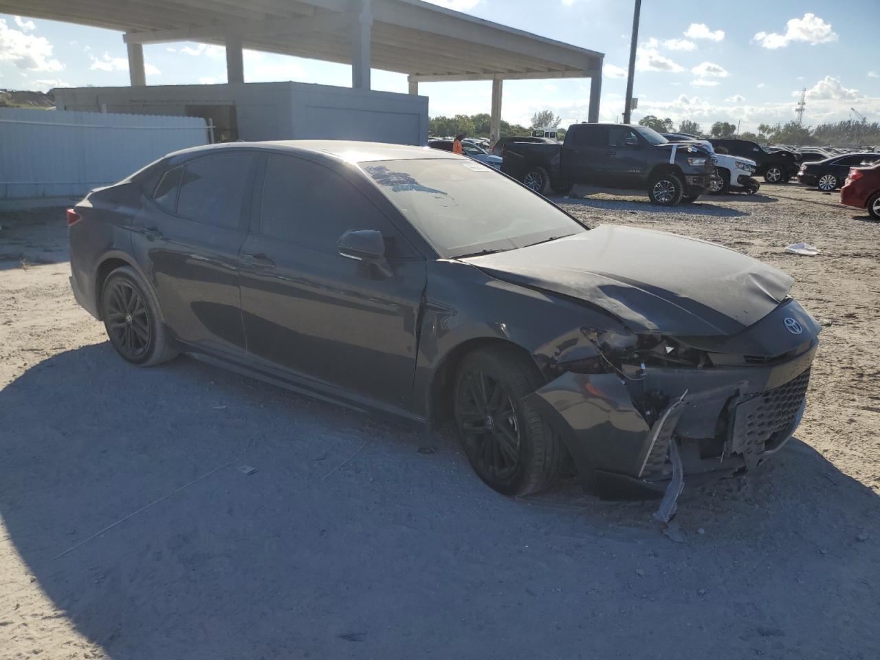 2025 TOYOTA CAMRY XSE - Image 4
