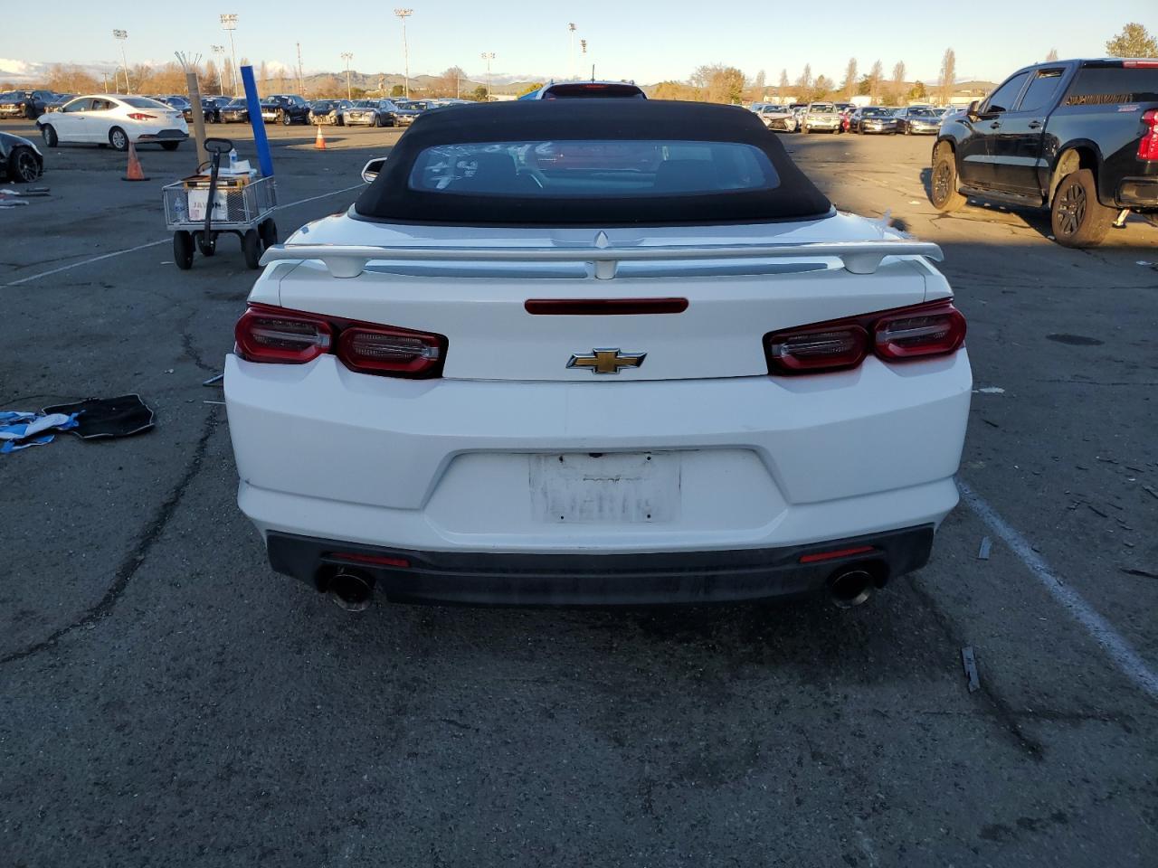 2019 CHEVROLET CAMARO LS - Фото 6