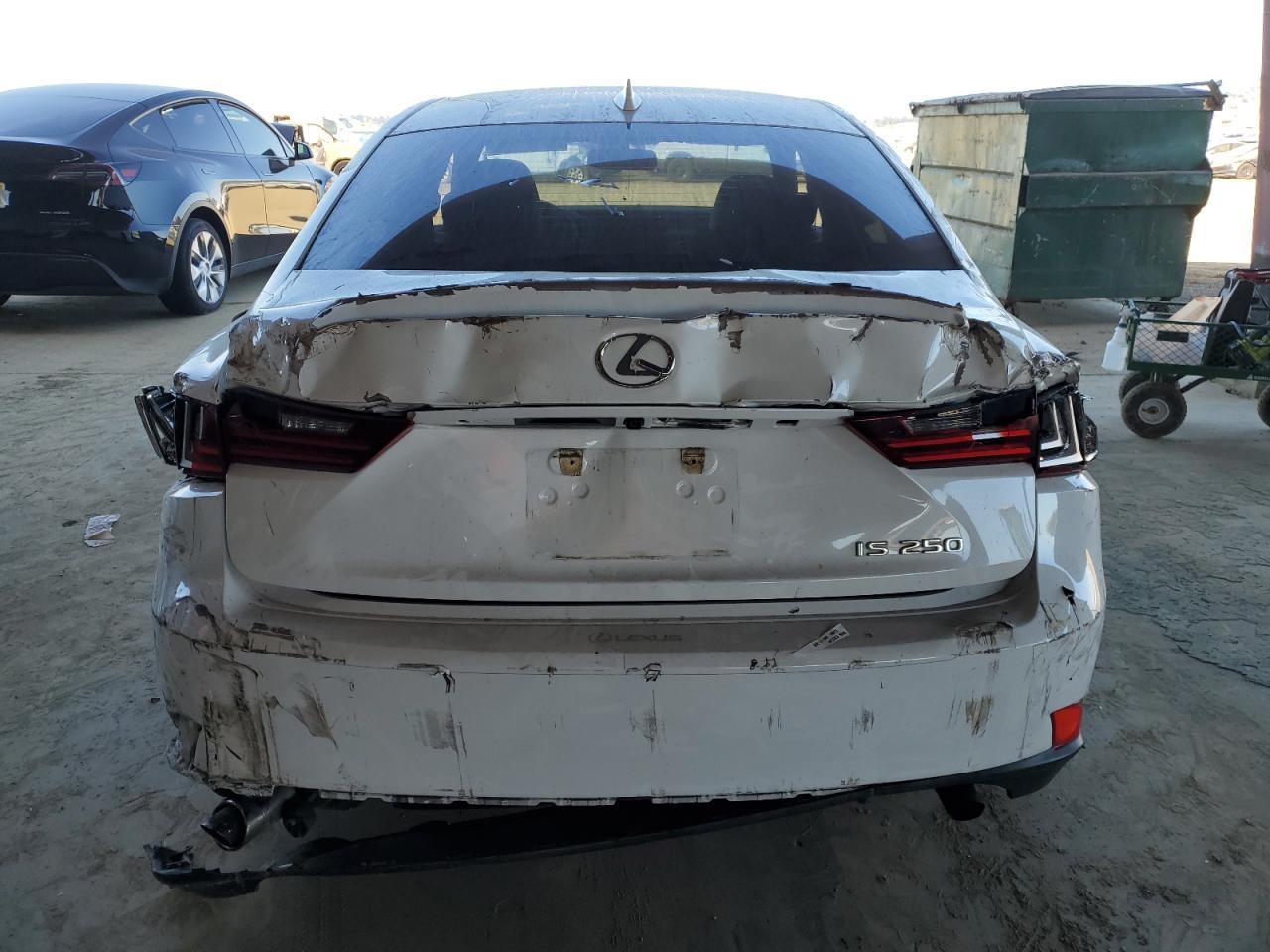 2014 LEXUS IS 250 - Image 6