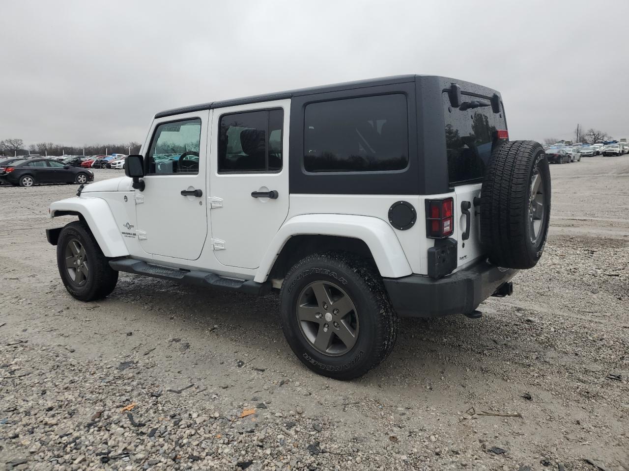 2012 JEEP WRANGLER U - Image 2