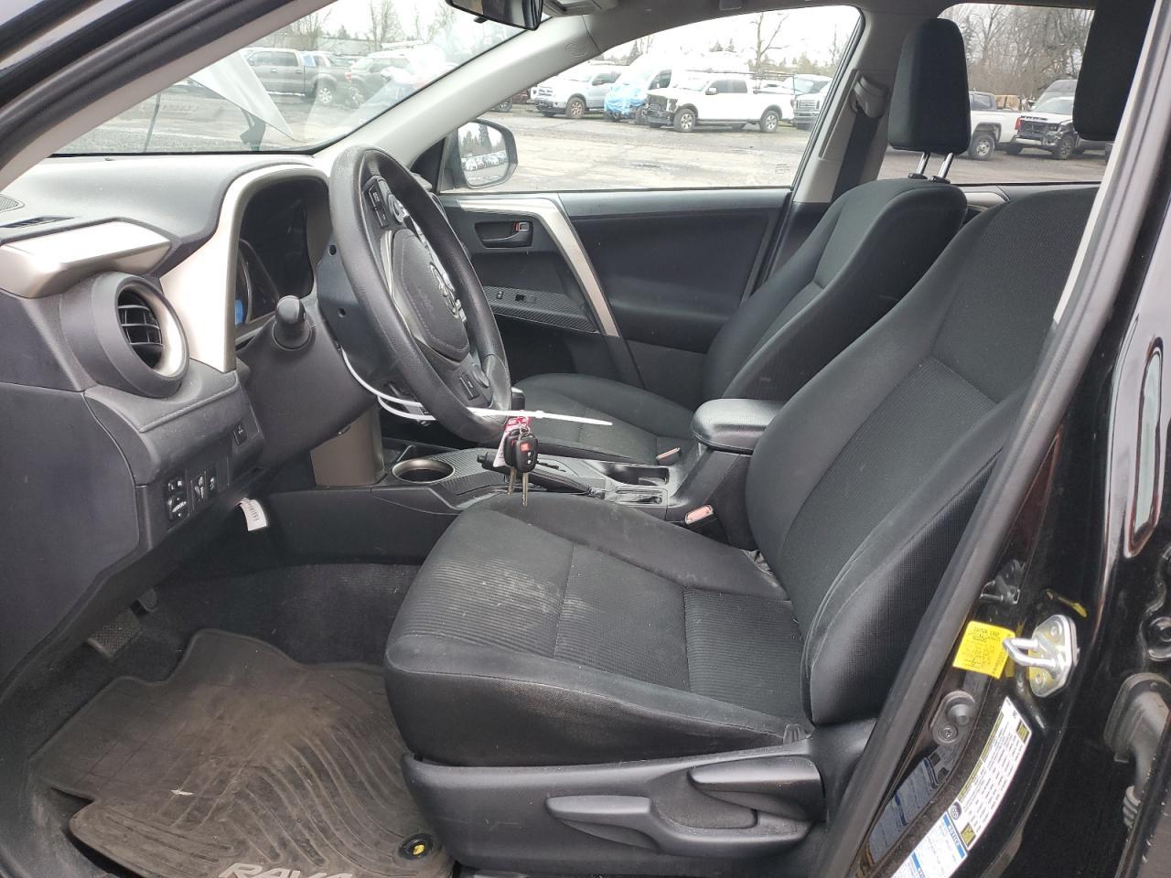 2014 TOYOTA RAV4 LE - Фото 7