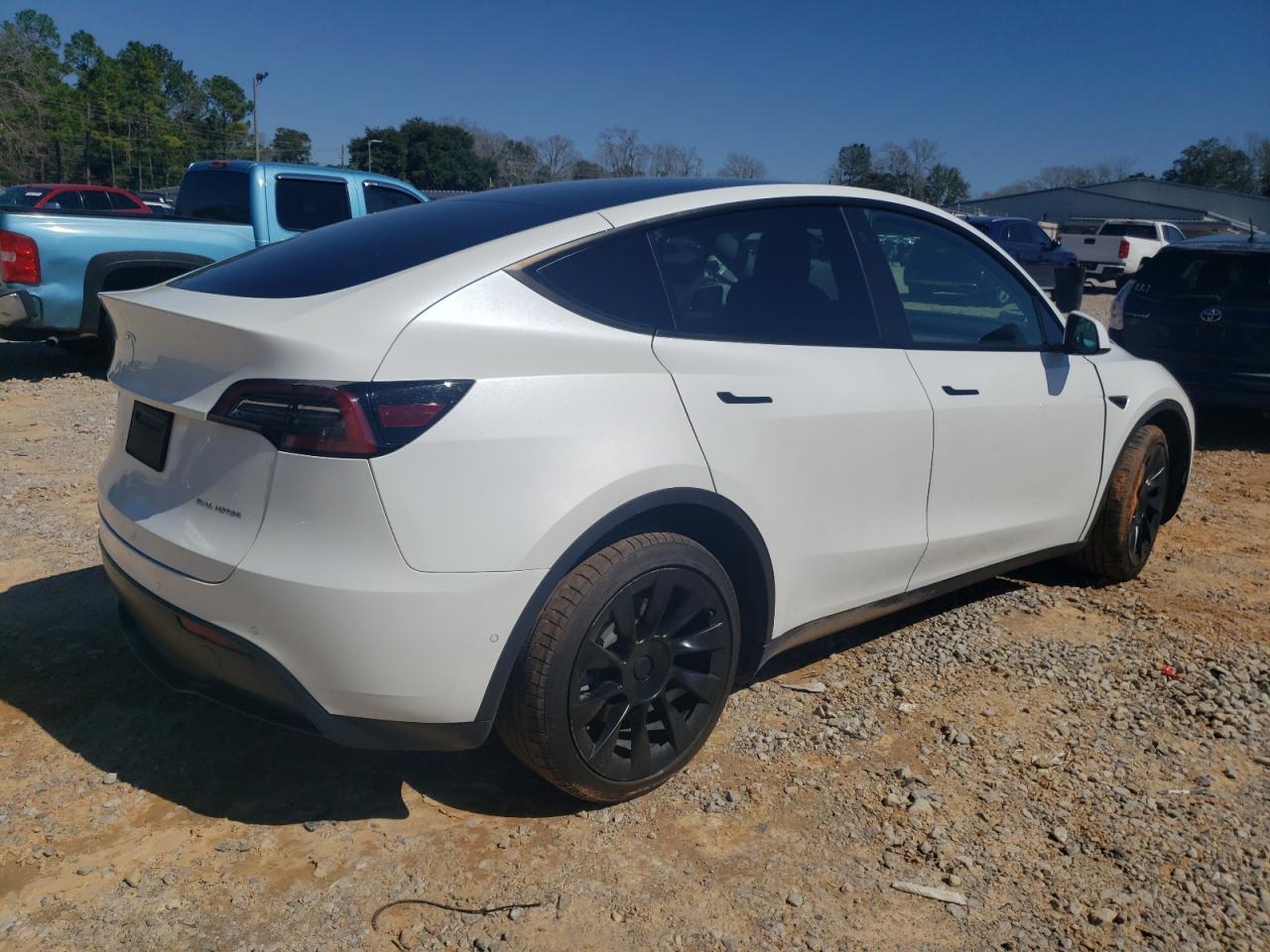 2022 TESLA MODEL Y - Фото 3