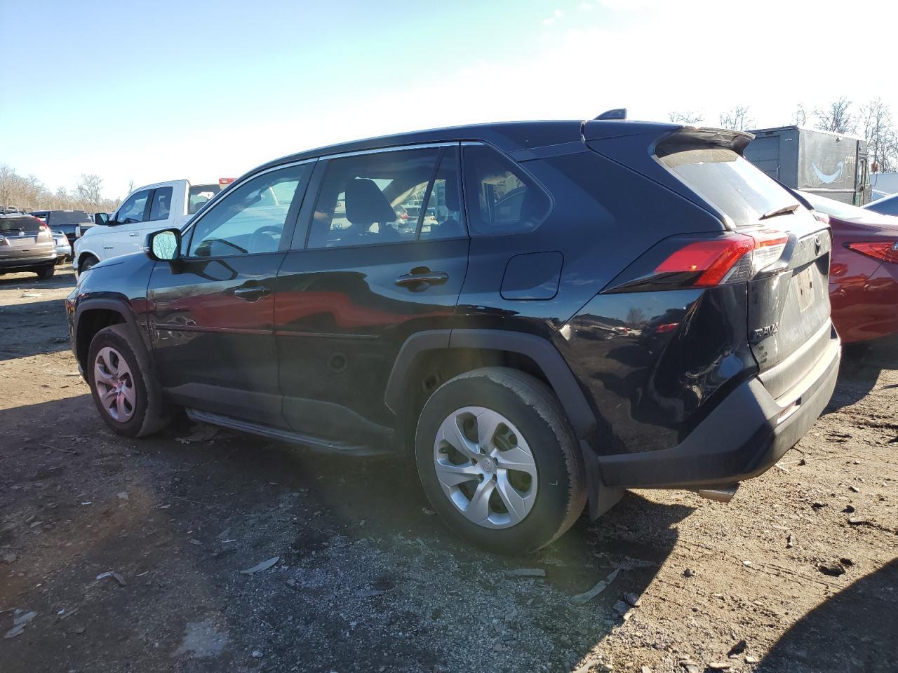 2023 TOYOTA RAV4 LE - Фото 2