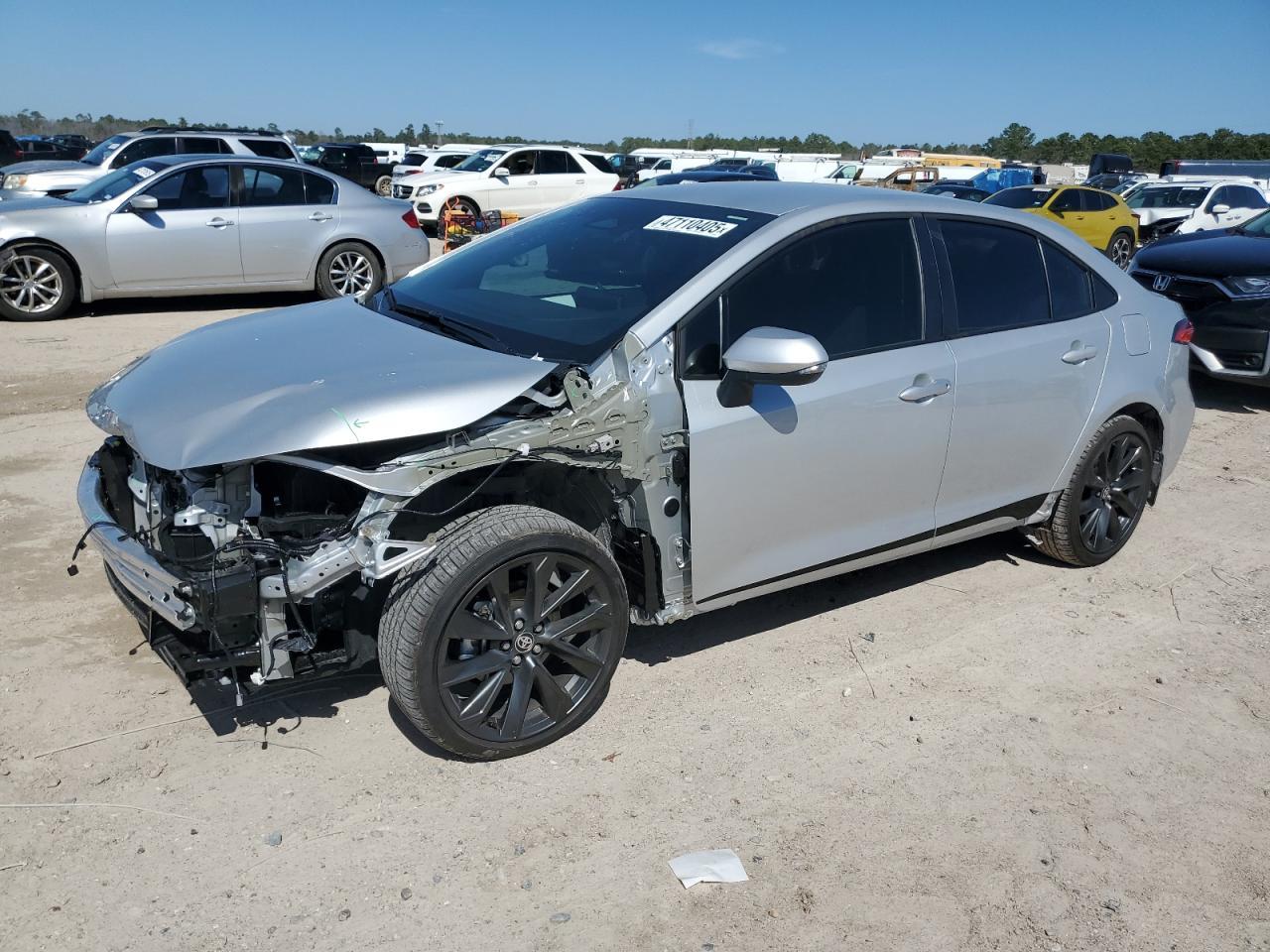 2025 TOYOTA COROLLA SE