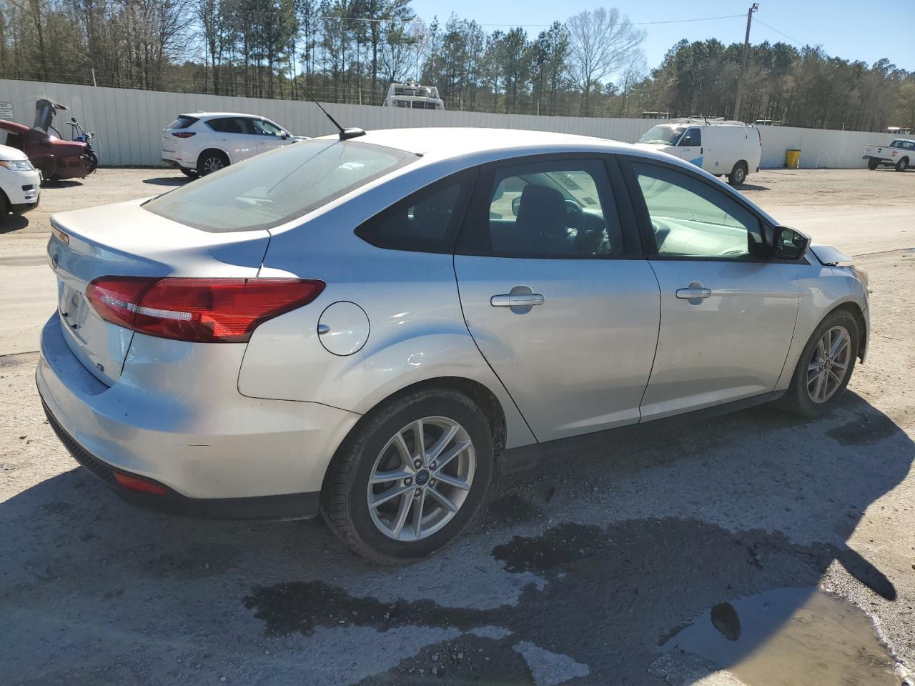 2018 FORD FOCUS SE - Image 3