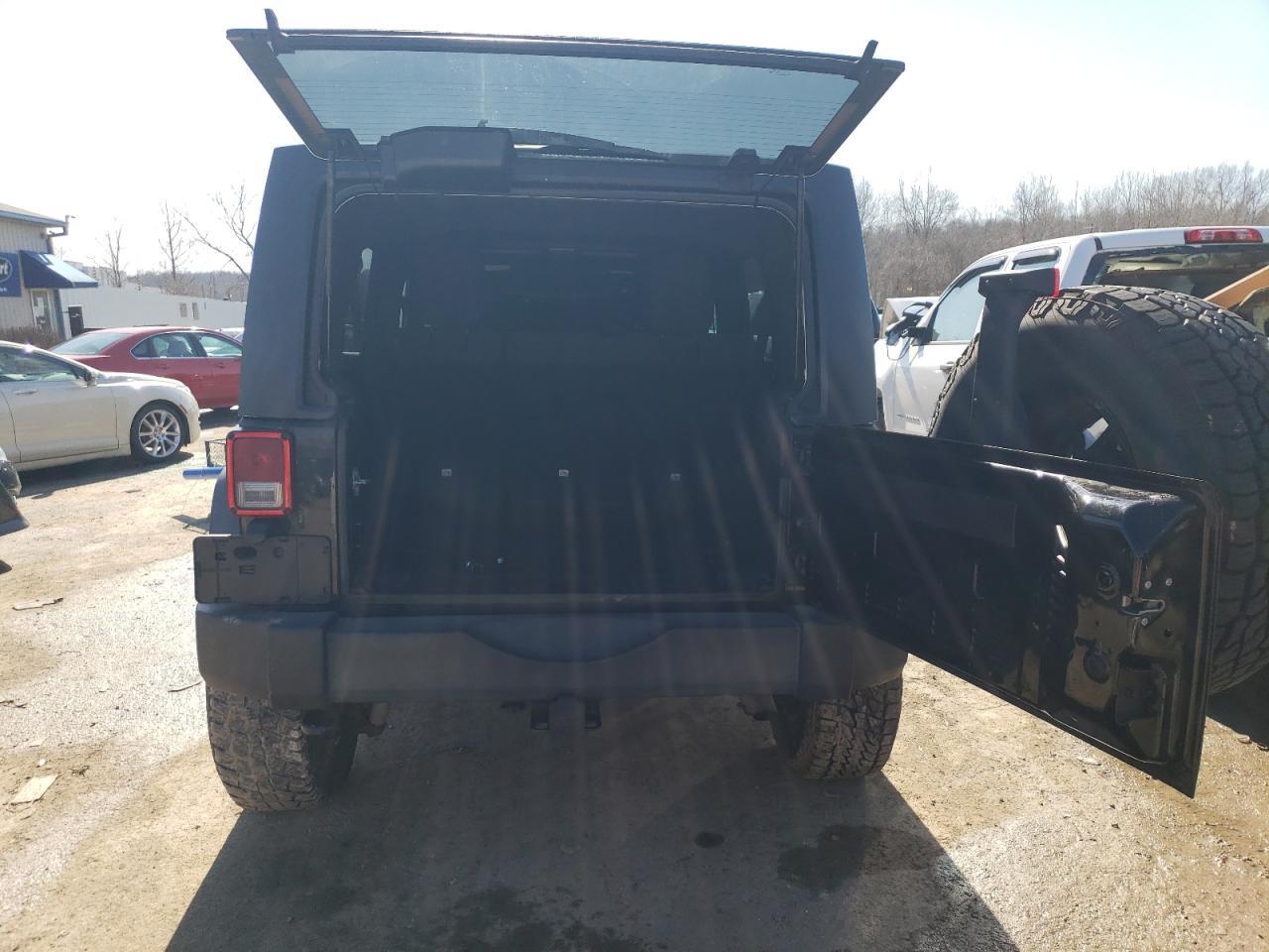 2015 JEEP WRANGLER U - Фото 6