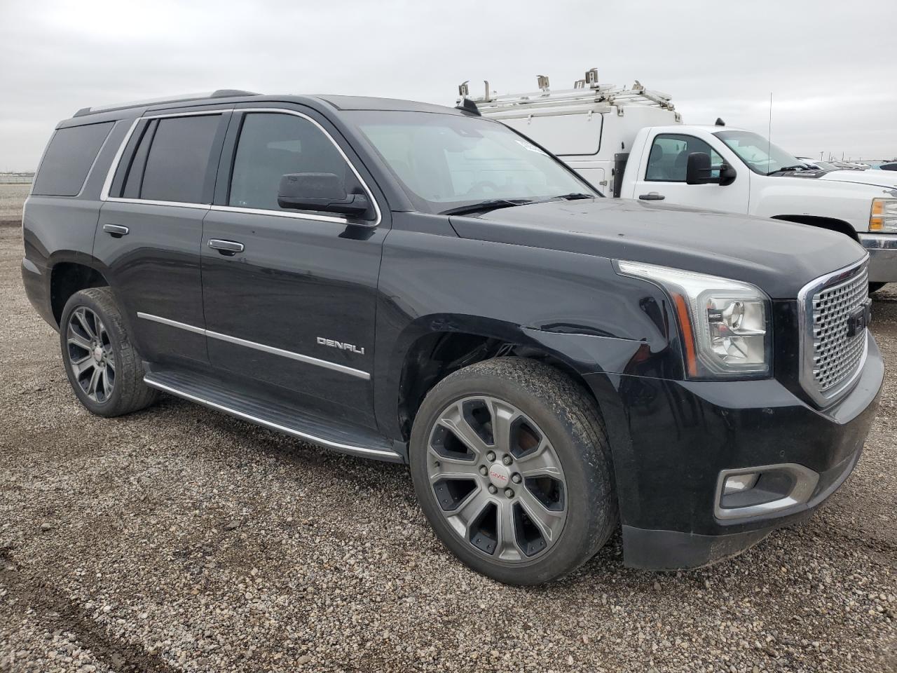 2017 GMC YUKON DENA - Фото 4