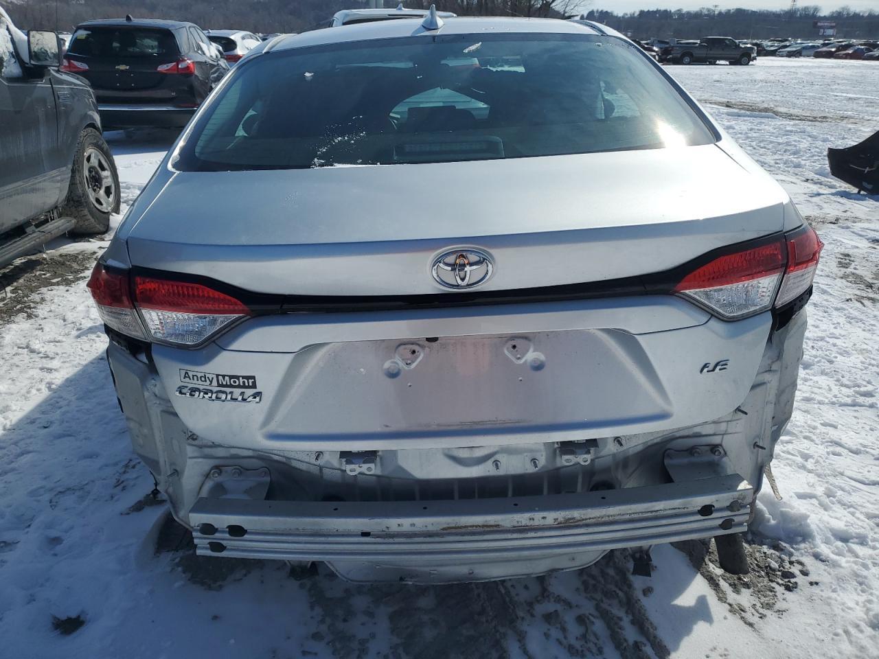 2021 TOYOTA COROLLA LE - Image 6
