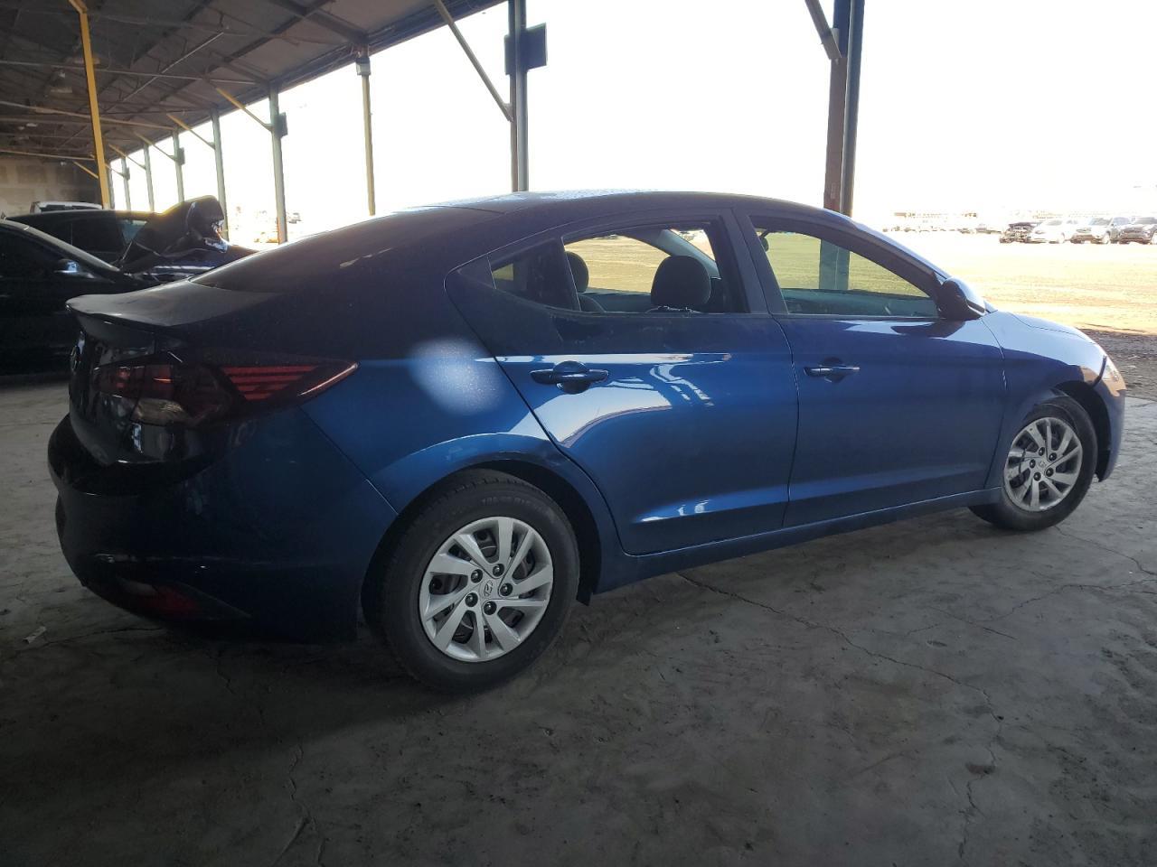 2019 HYUNDAI ELANTRA SE - Image 3