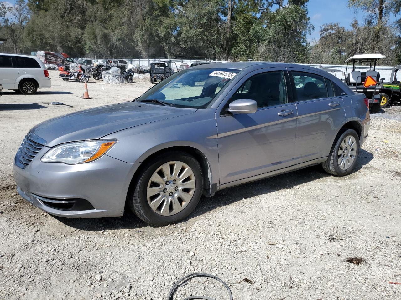2013 CHRYSLER 200 LX