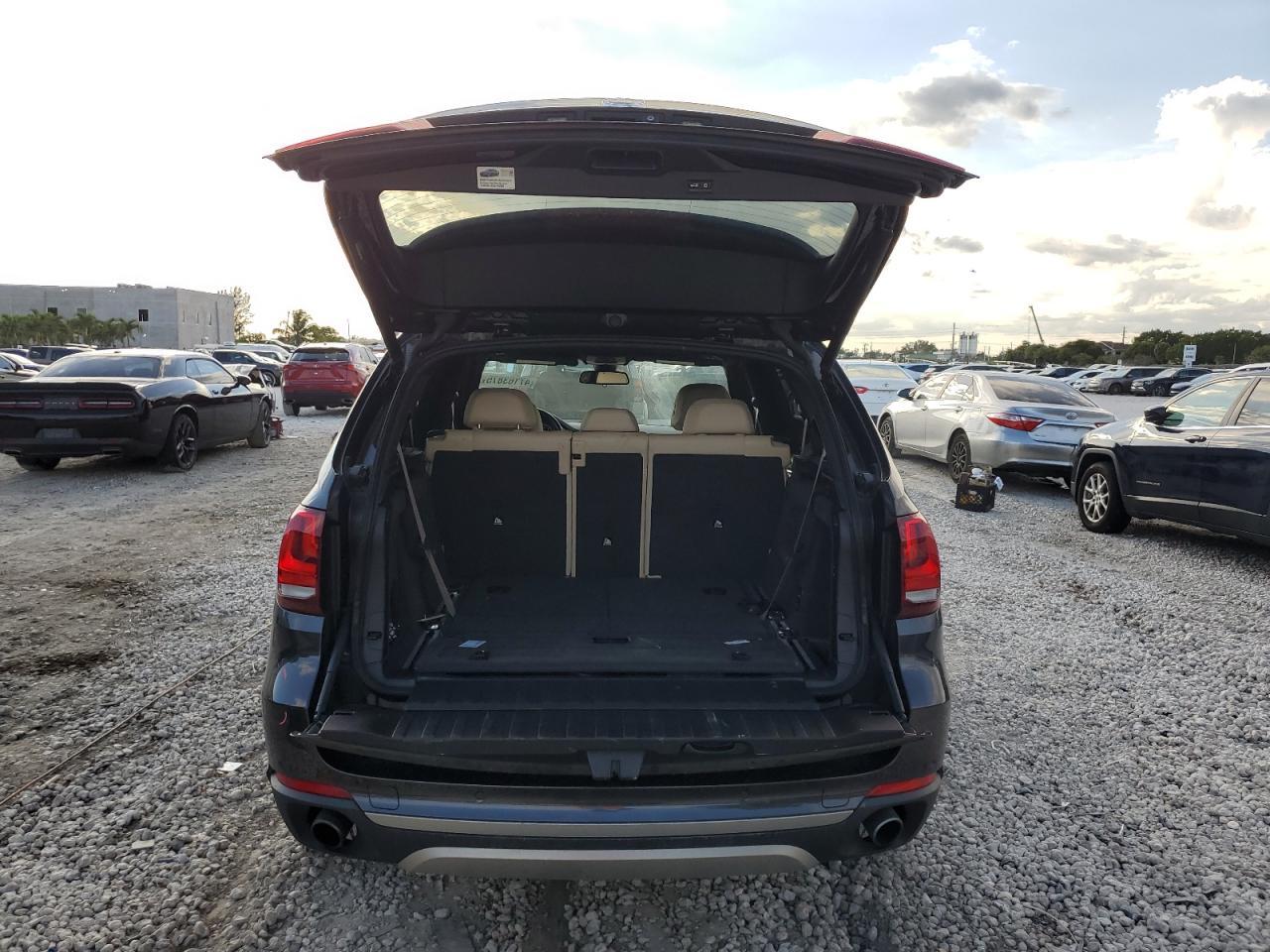 2017 BMW X5 XDRIVE3 - Фото 6