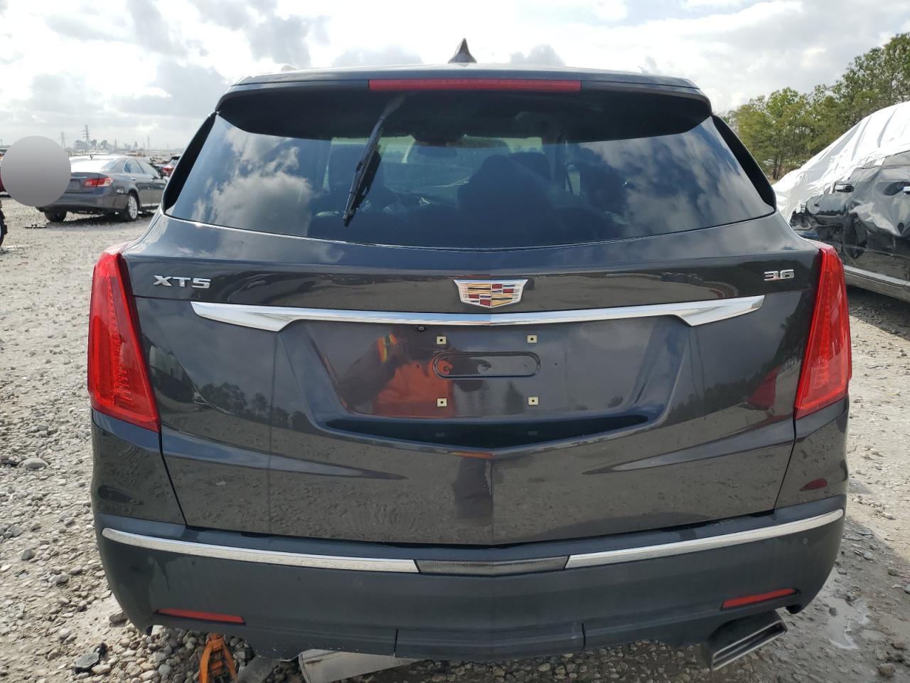 2019 CADILLAC XT5 LUXURY - Image 6