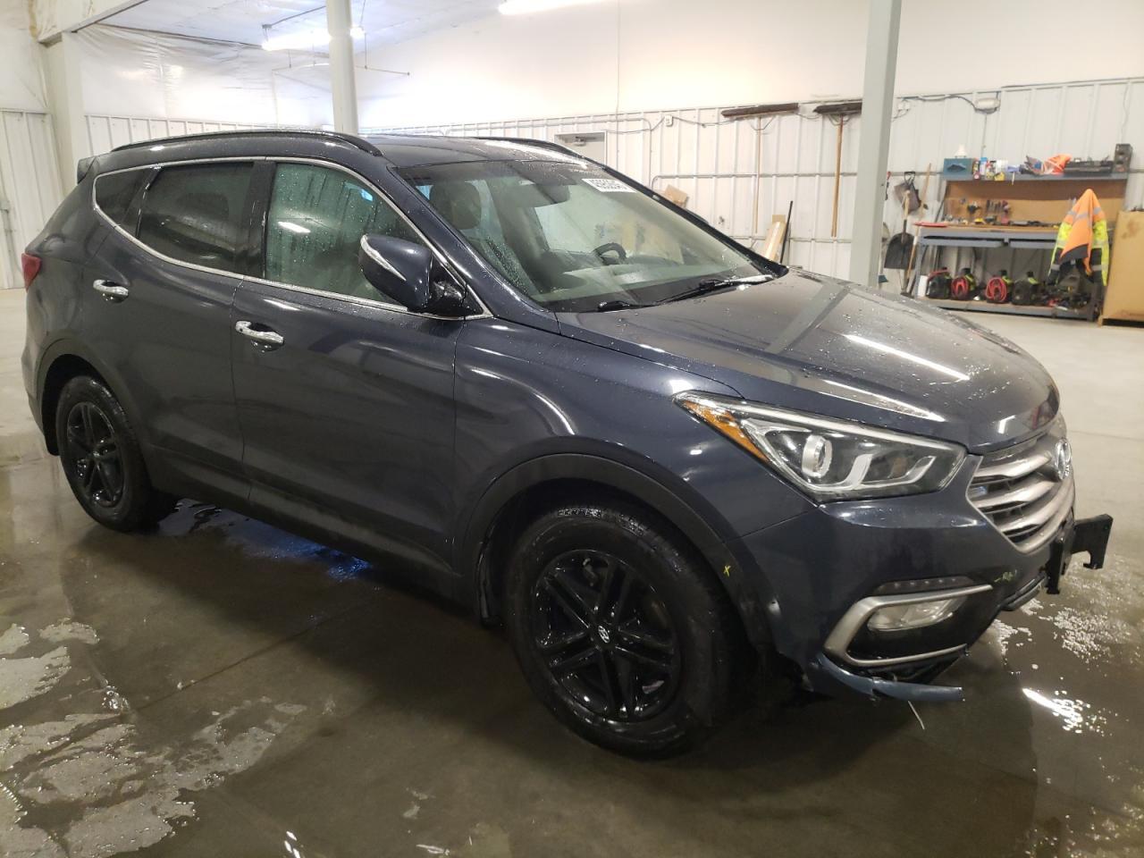 2017 HYUNDAI SANTA FE S - Image 4