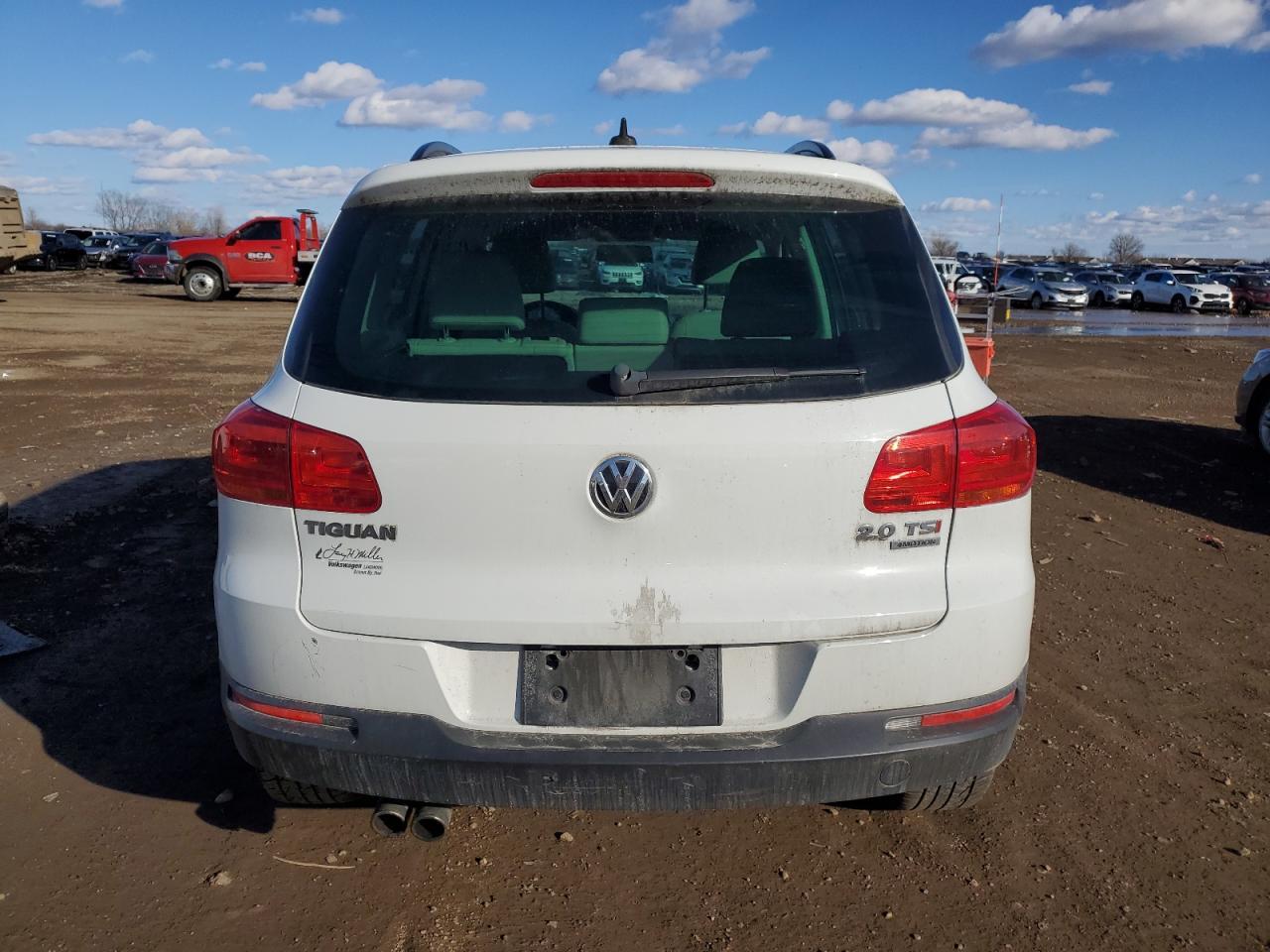 2015 VOLKSWAGEN TIGUAN S - Фото 6