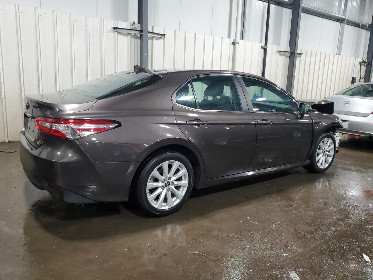 2019 TOYOTA CAMRY L - Image 3