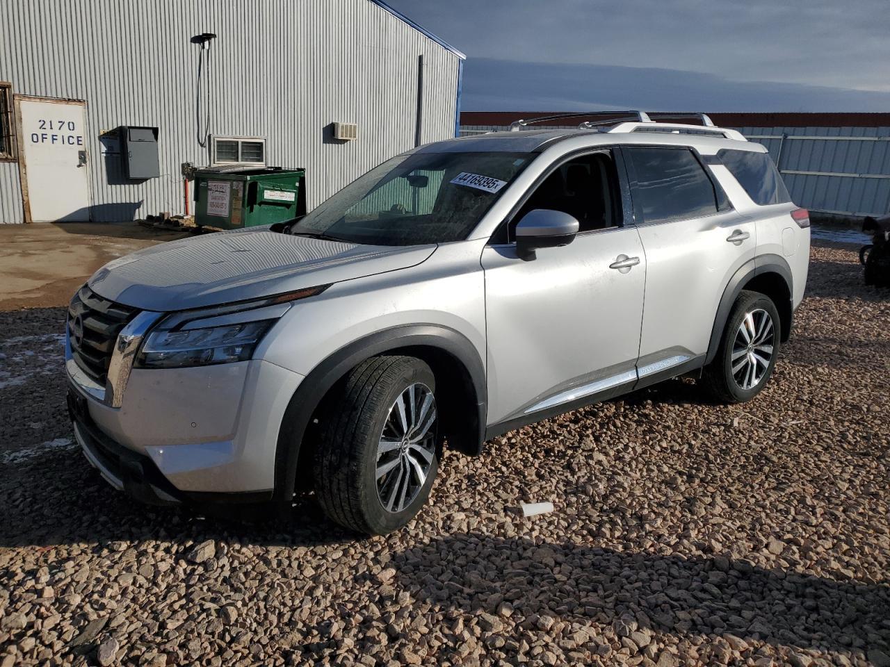 2023 NISSAN PATHFINDER