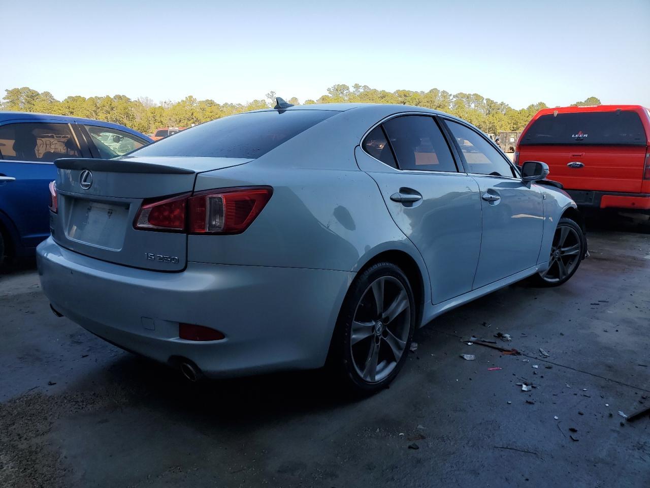 2011 LEXUS IS 250 - Фото 3