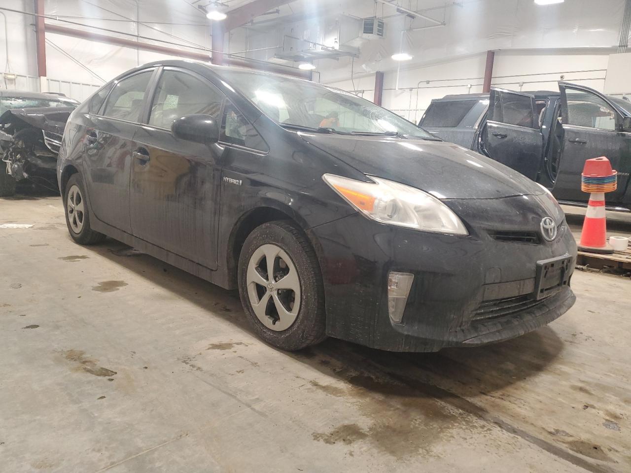 2013 TOYOTA PRIUS - Фото 4